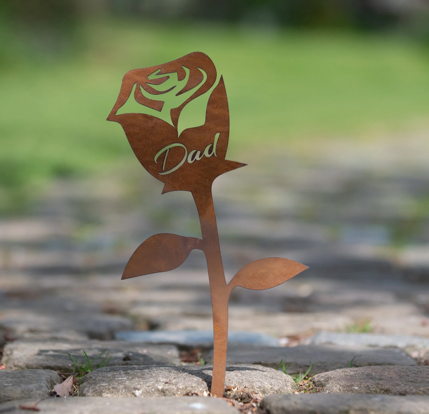 Mum & Dad Rose - Rustic Garden Sculpture