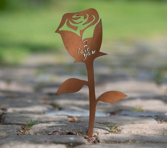 I Love You Rose - Rustic Garden Sculpture
